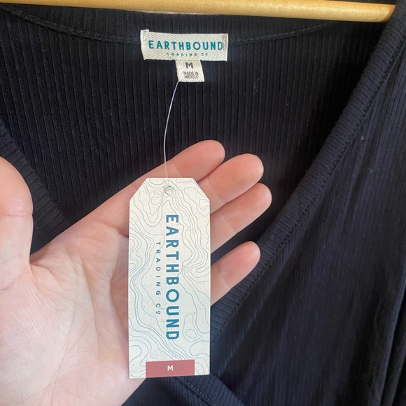 Flared sleeve ribbed dress. Black. Earthbound trading/NWT. Medium. - Picture 5 of 11